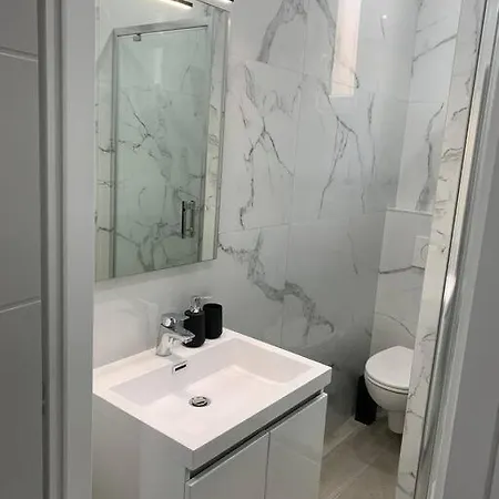 Etat Neuf La Chantalane -proche Centre-ville Apartment